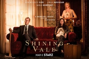 ‘Shining Vale’ Season 2 Images: Courteney Cox Is Still Seeing Ghosts