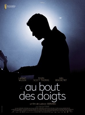 Au bout des doigts Poster with Hanger