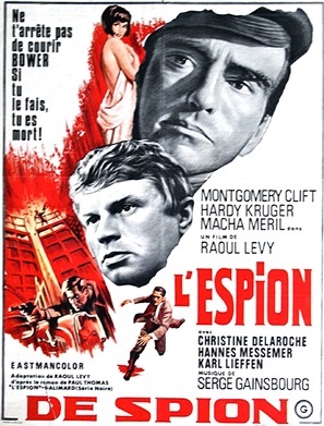 L'espion Wooden Framed Poster