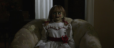 Annabelle Comes Home Poster 1920100