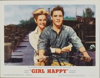 Girl Happy Poster 2150524