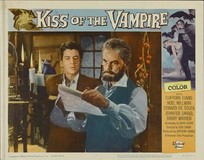 The Kiss of the Vampire Sweatshirt #2156824