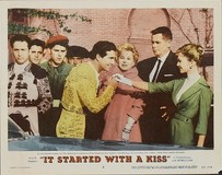 It Started with a Kiss Poster 2165608